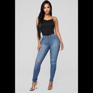 Fashion Nova Canopy jeans *Size 5*
